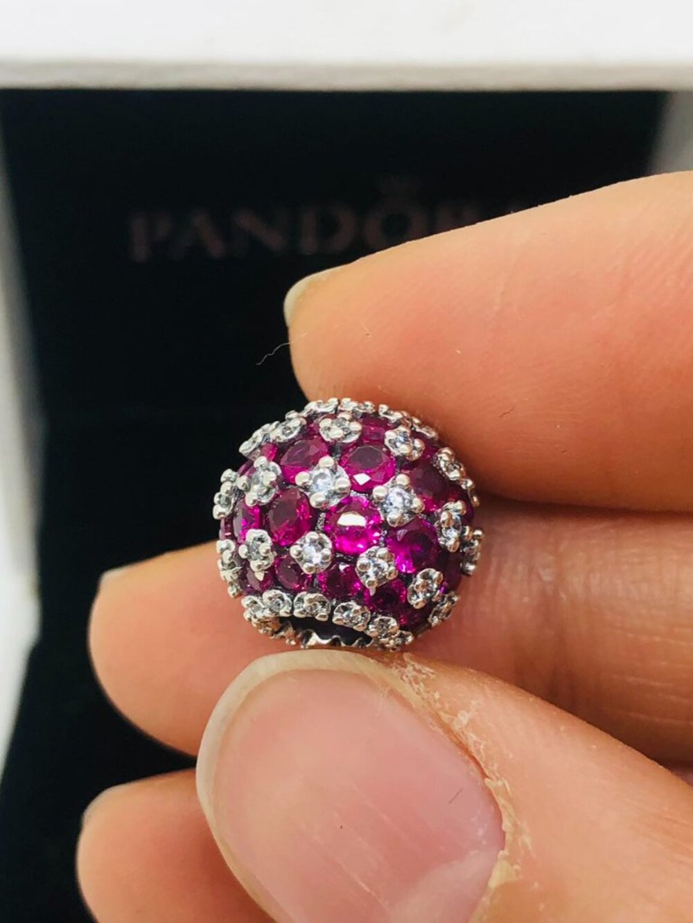 ✨🔥Pandora Sparkling Pavé Round Pink Charm